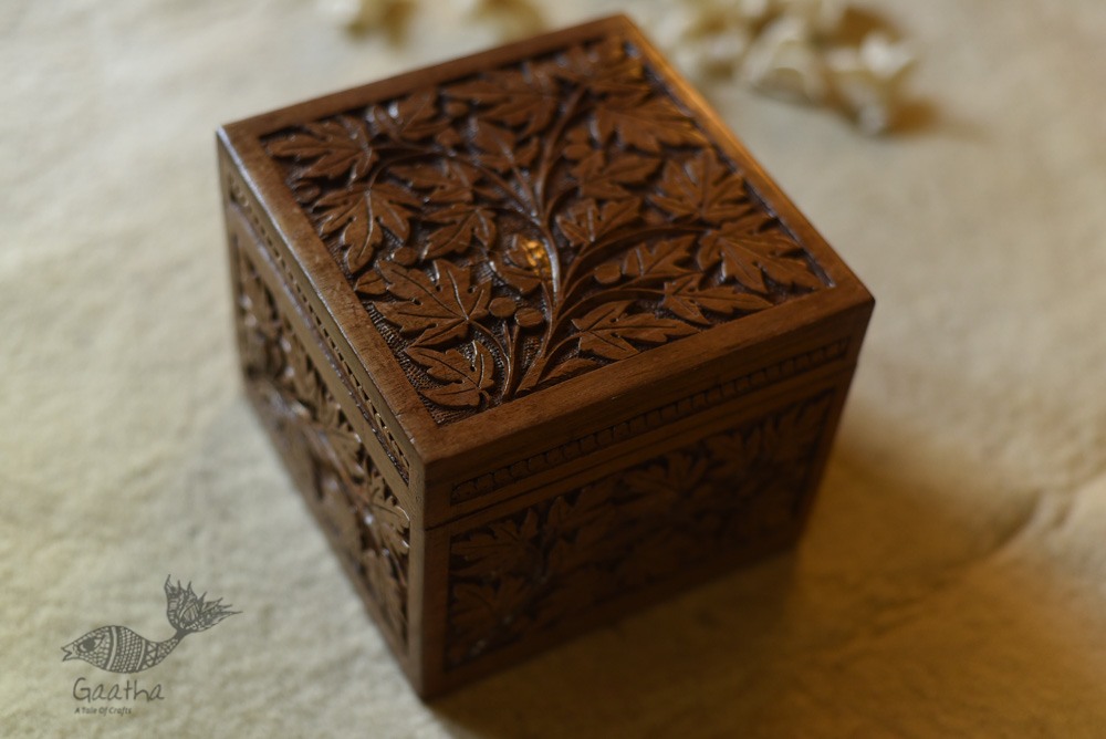 Poshbahar ~ Walnut wood box