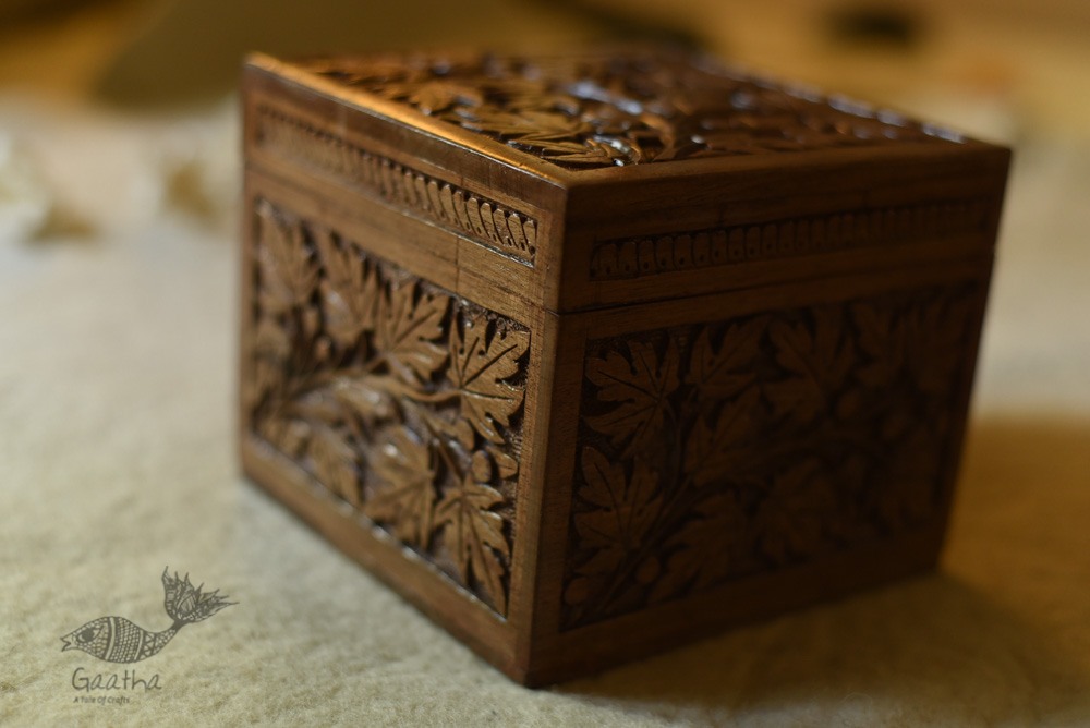 Poshbahar ~ Walnut wood box