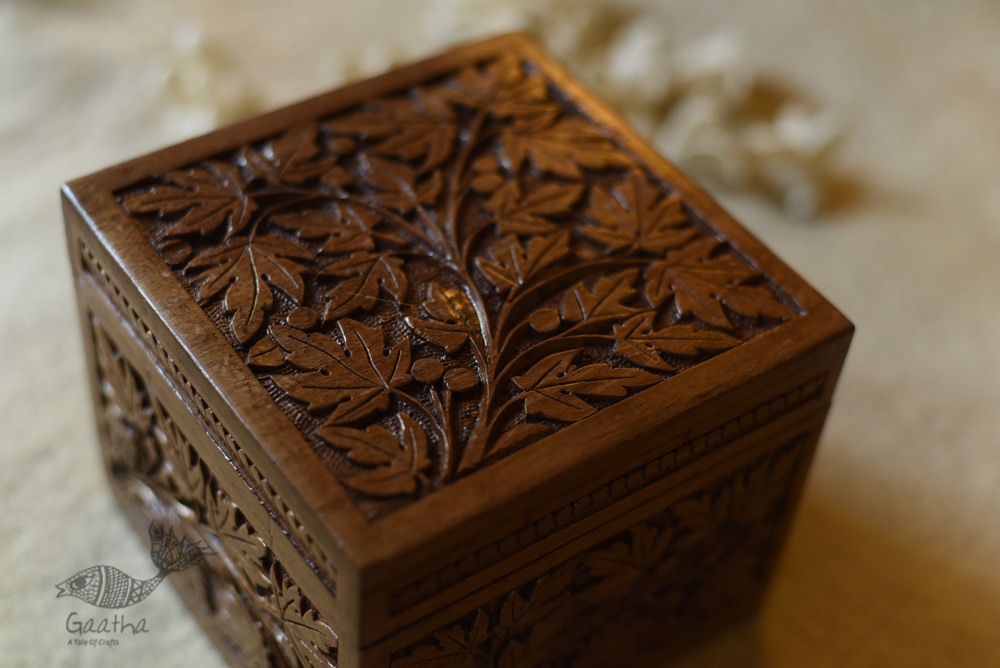 Poshbahar ~ Walnut wood box