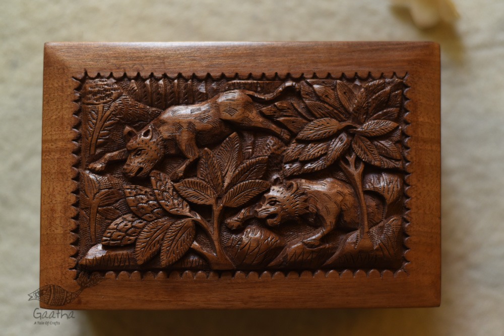 shop Tiger Wood Carving ~ Walnut Wood Box