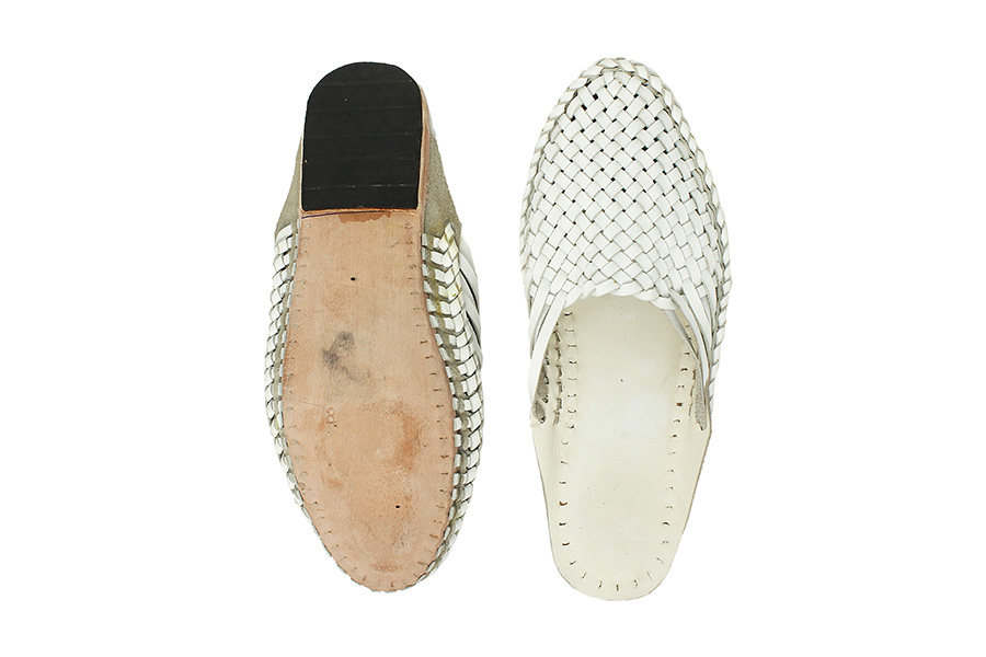 Kolhapuri Chappal { Women } 120