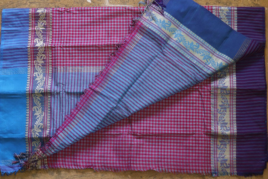 Iris ❢ Handloom  ❢ Cotton Checks Saree ❢ 16