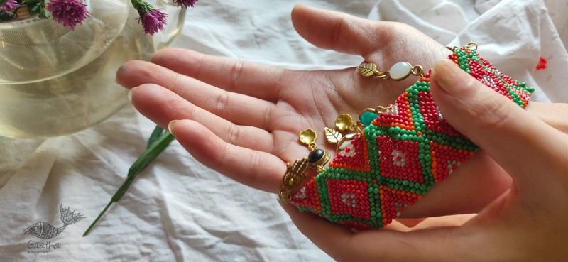 shop handmade Designer Bead & Gemstone Bracelet - Red & Green