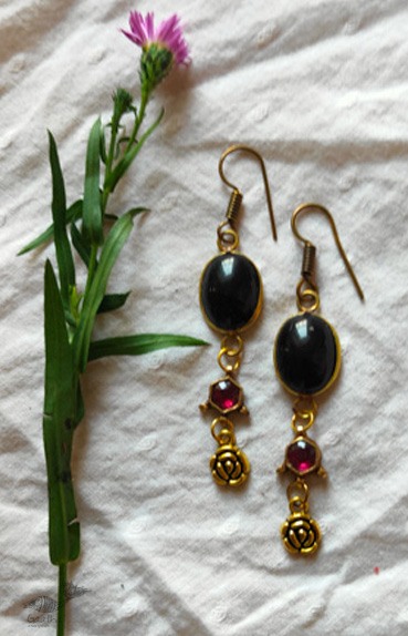 shop handmade Designer stone earring