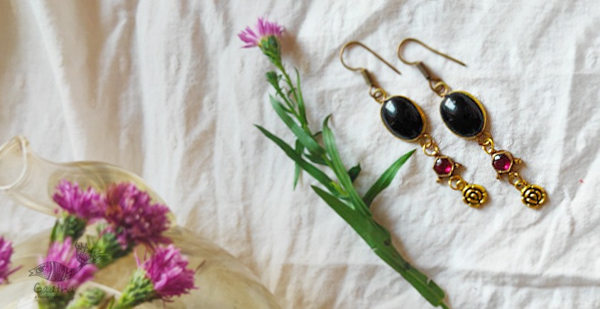 shop handmade Designer stone earring