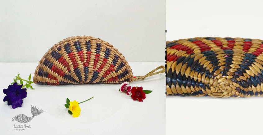 Buy Handwoven Crossbody Purse Made of Water Hyacinth, Mini Straw Bag, Zero  Waste Summer Purse With All Natural Materials Online in India - Etsy