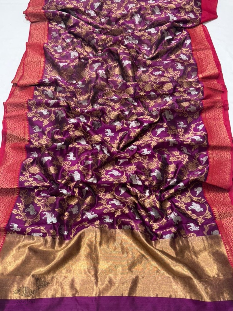 online Handwoven Chanderi Silk Saree - Deer & Lion Woven 