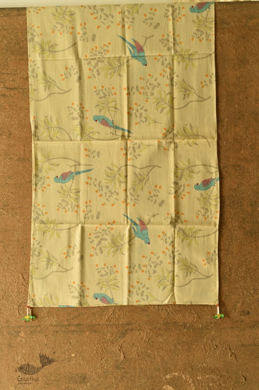 shop hand printed Beige stoles