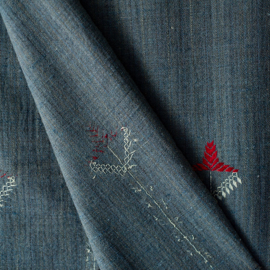 Shop Hand Embroidered Phulkari Woolen Shawl - Grey