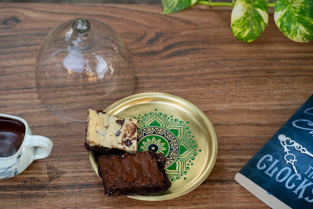 Nakshikathaa ✠ Brass Cake Stand with Glass Cloche ( Three Color Options )