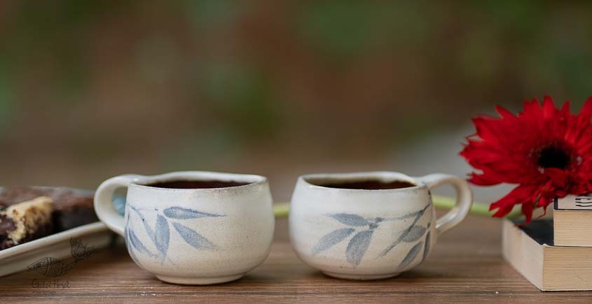 White and Blue Cups (Round base) - Set of 2