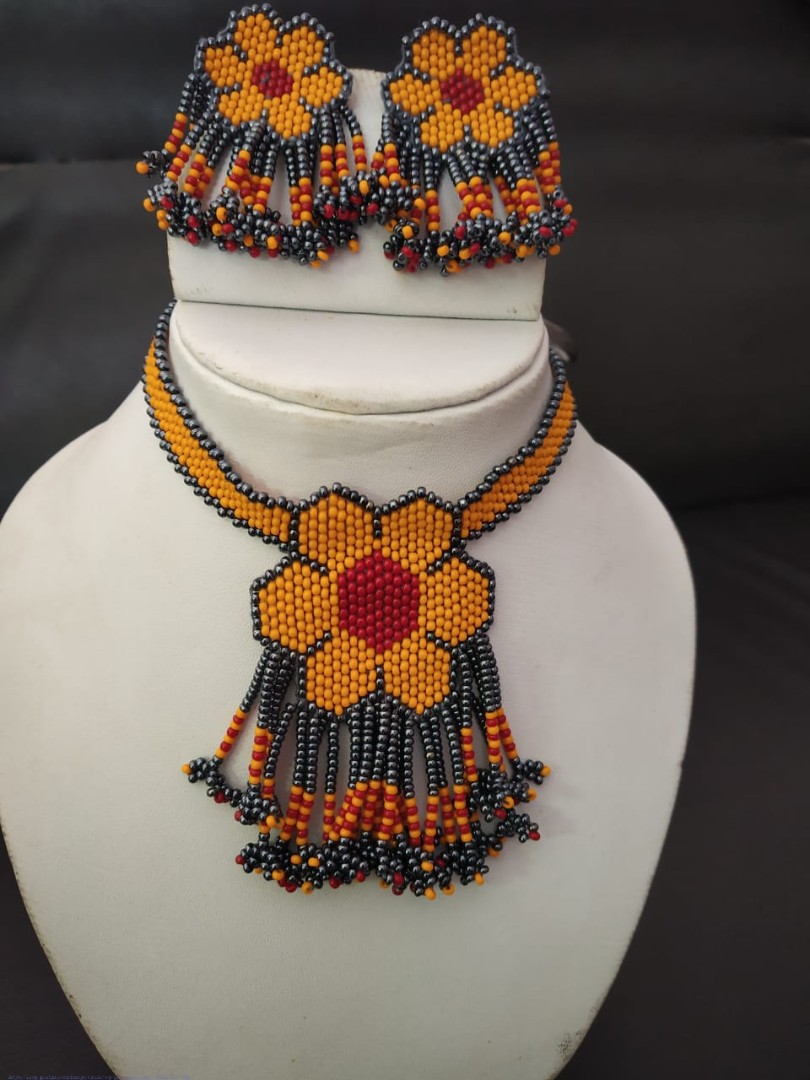 Handmade Bead jewelry ~  Yellow & Grey Necklace and earring set