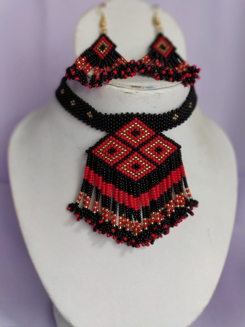 Handmade Bead jewelry ~ Black Necklace and earring set