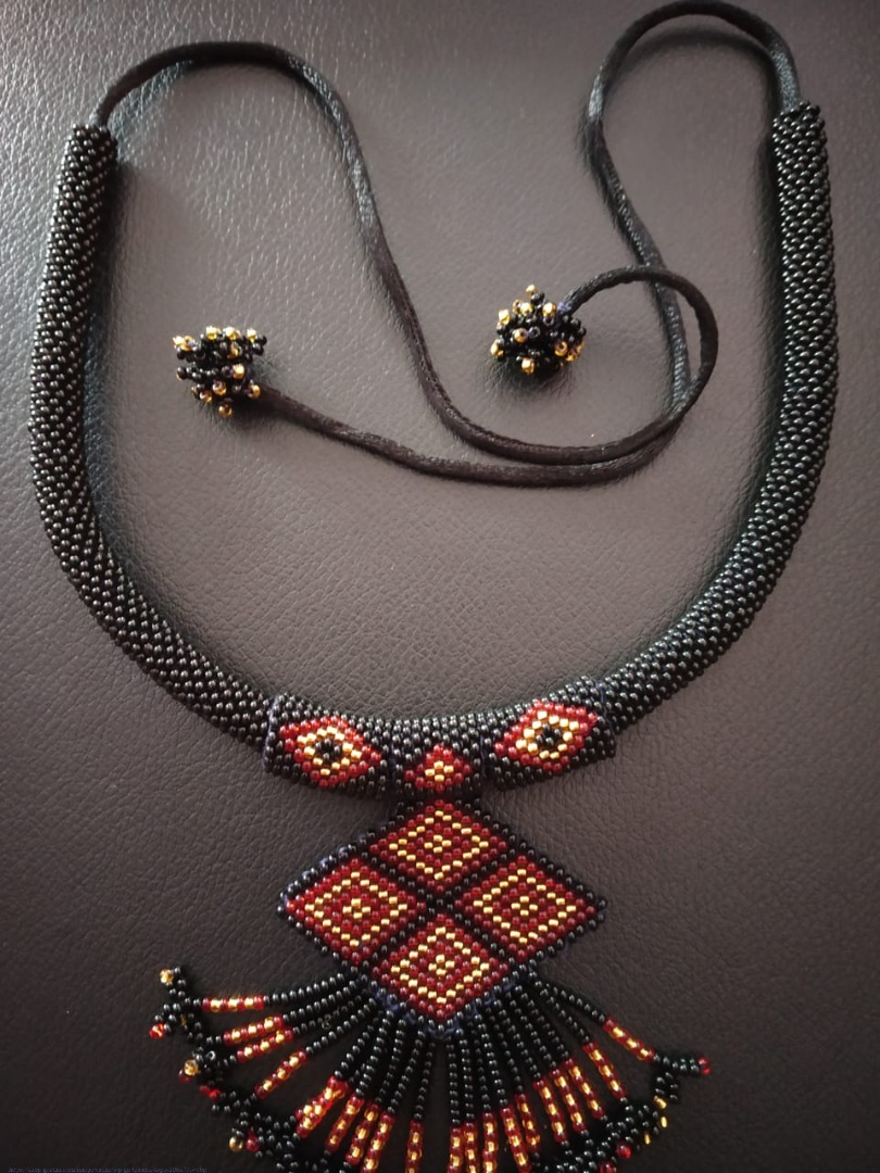 Handmade Bead jewelry ~ Necklace and earring set in black colour
