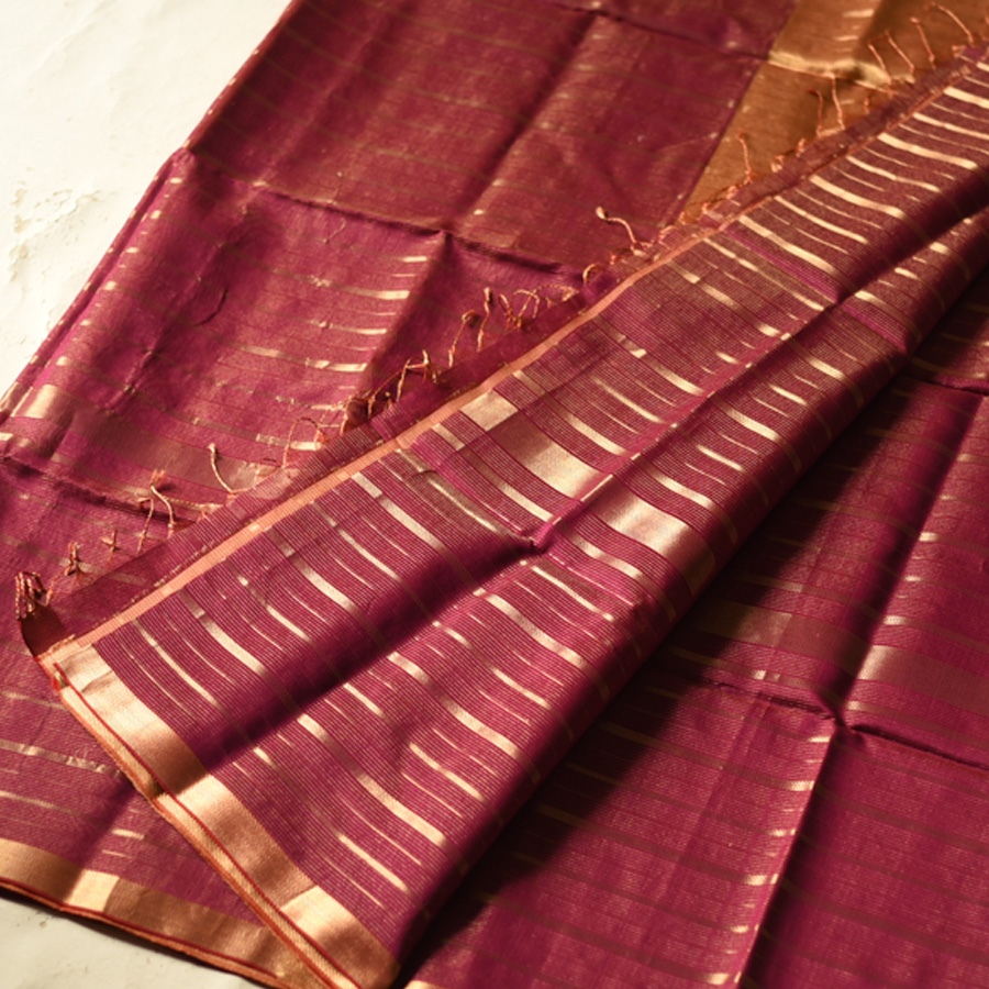 buy Handwoven Maheshwari Silk Saree With Zari Pallu