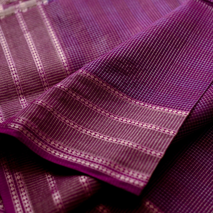 buy Handwoven Maheshwari Checks Saree ~ Purple