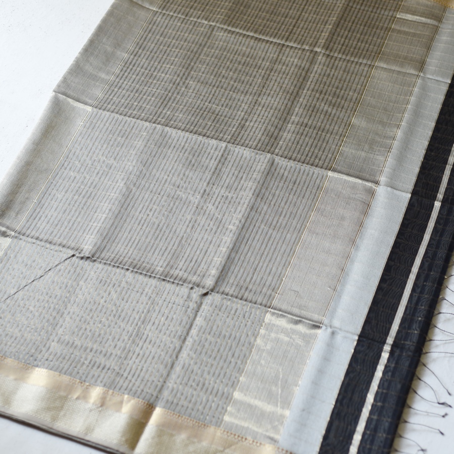 Black Maheshwari silk cotton saree dual gold silver zari border butta, Gaatha handloom