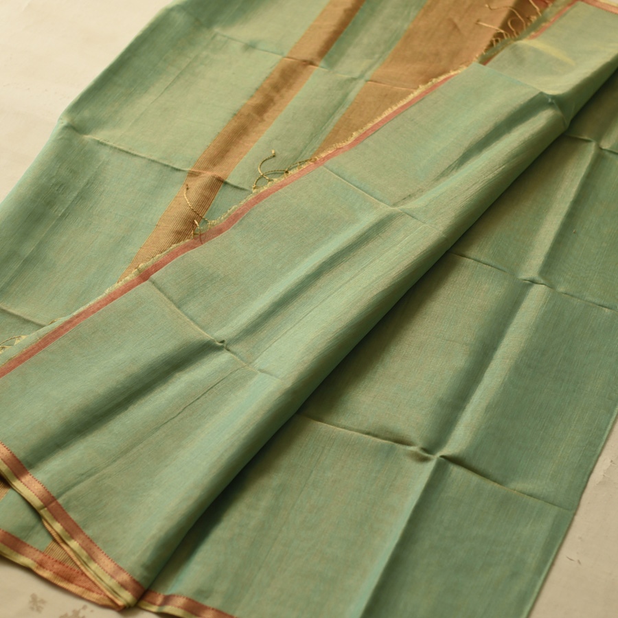 buy Maheshwari Silk - Golden Zri And Tissue Pistachio Green Saree 