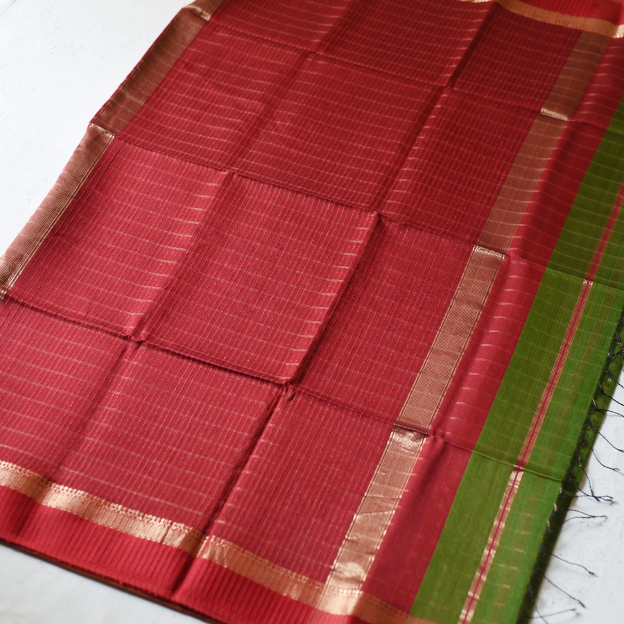 buy Handloom Maheshwari Silk Green Saree With Red Pallu