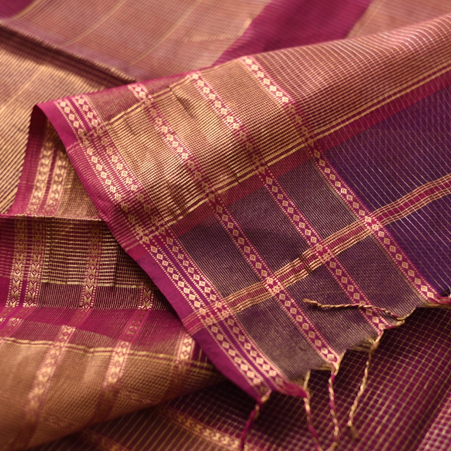 buy Handwoven Maheshwari Zari Checks Silk Saree