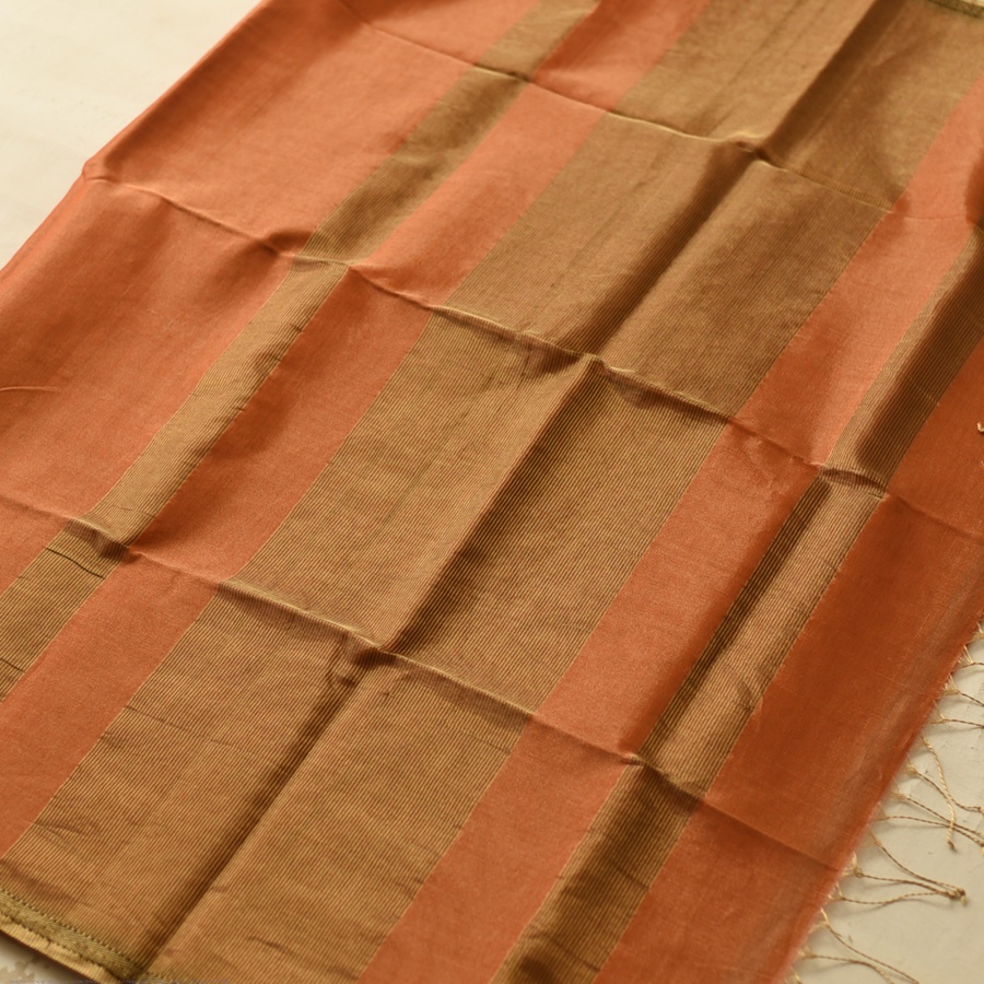 buy Maheshwari Silk - Golden Zri And Tissue Saree 
