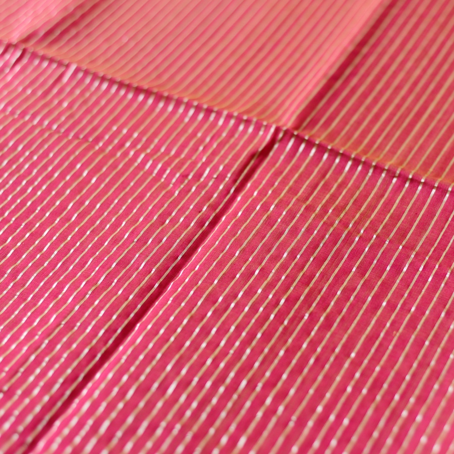 buy Zari Stripes Maheshwari Handloom Silk Saree