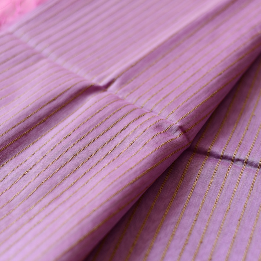 buy Handloom Maheshwari Silk Saree With Zari Stripe - Pink & Purple