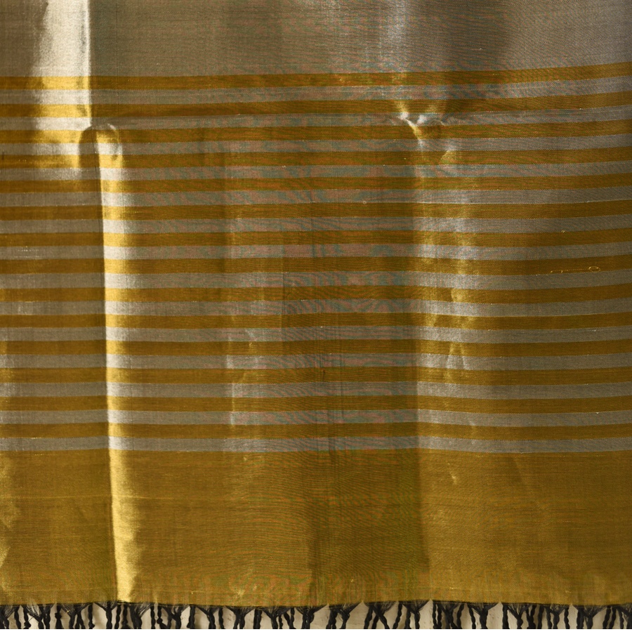 shop Maheshwari Handloom Dress Material (Top & Dupatta) - Golden & Silver