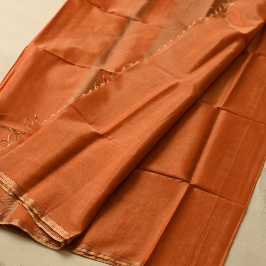 buy Maheshwari Silk - Golden Zri And Tissue Saree  orang