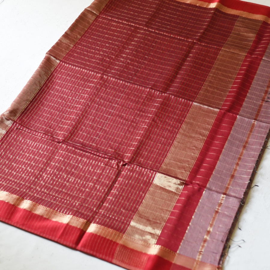 buy Handloom Maheshwari Silk Saree With Golden Zari Checks
