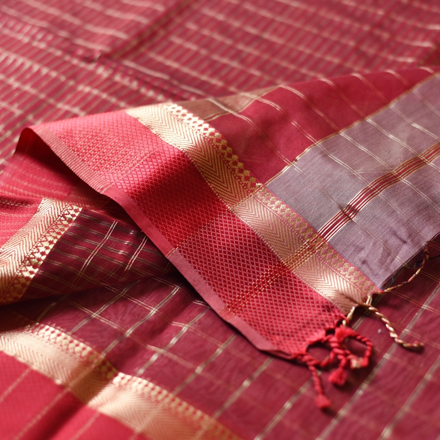 buy Handloom Maheshwari Silk Saree With Golden Zari Checks