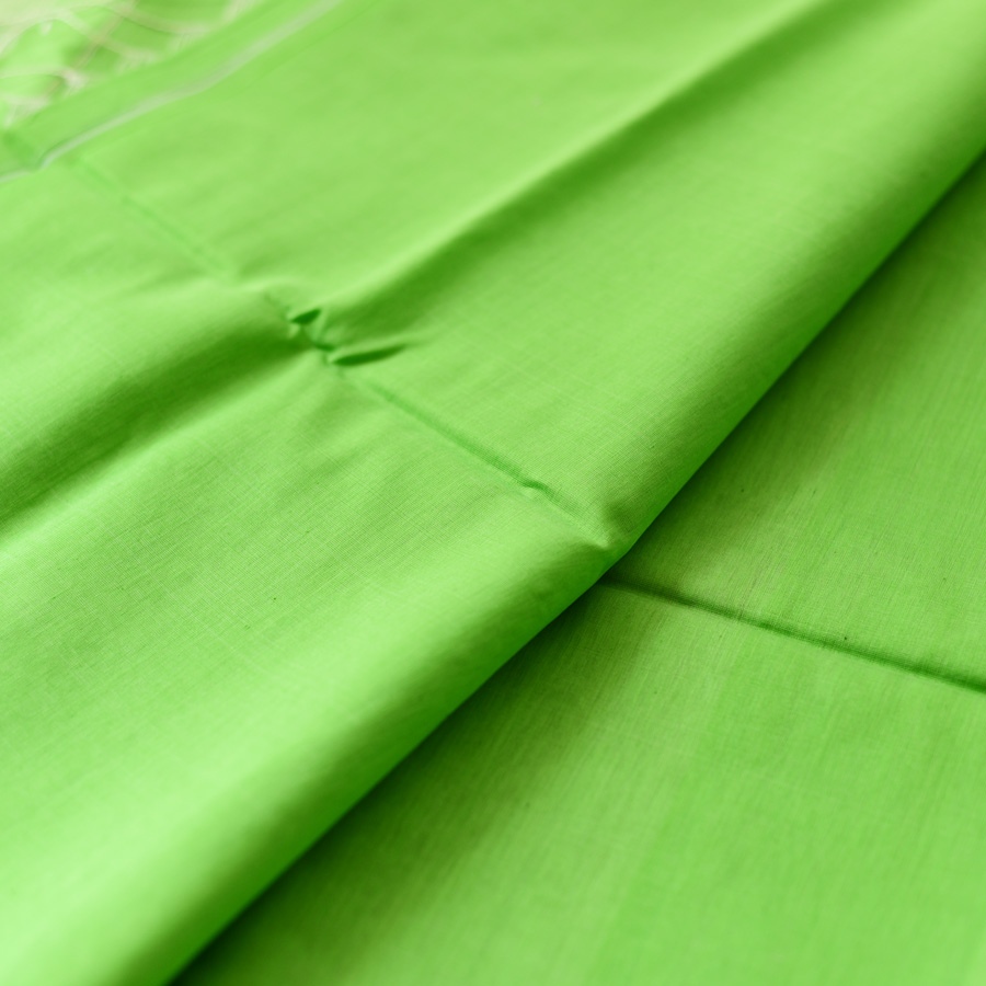 buy Handloom Silver Zari Border Maheshwari Saree ~ Green