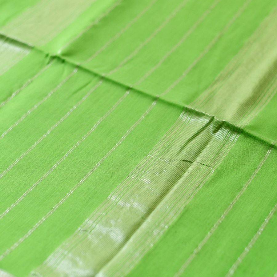 buy Handloom Silver Zari Border Maheshwari Saree ~ Green