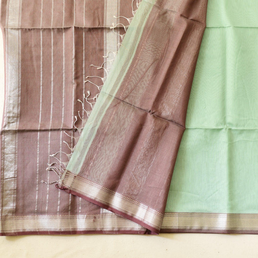 buy Zari Border Maheshwari Silk Pistachio Green Handloom Saree