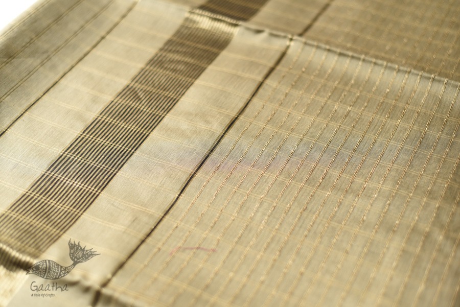 buy Handwoven Maheshwari Saree With Zari Border & Checks