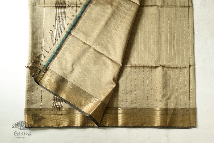 buy Handwoven Maheshwari Saree With Zari Border & Checks