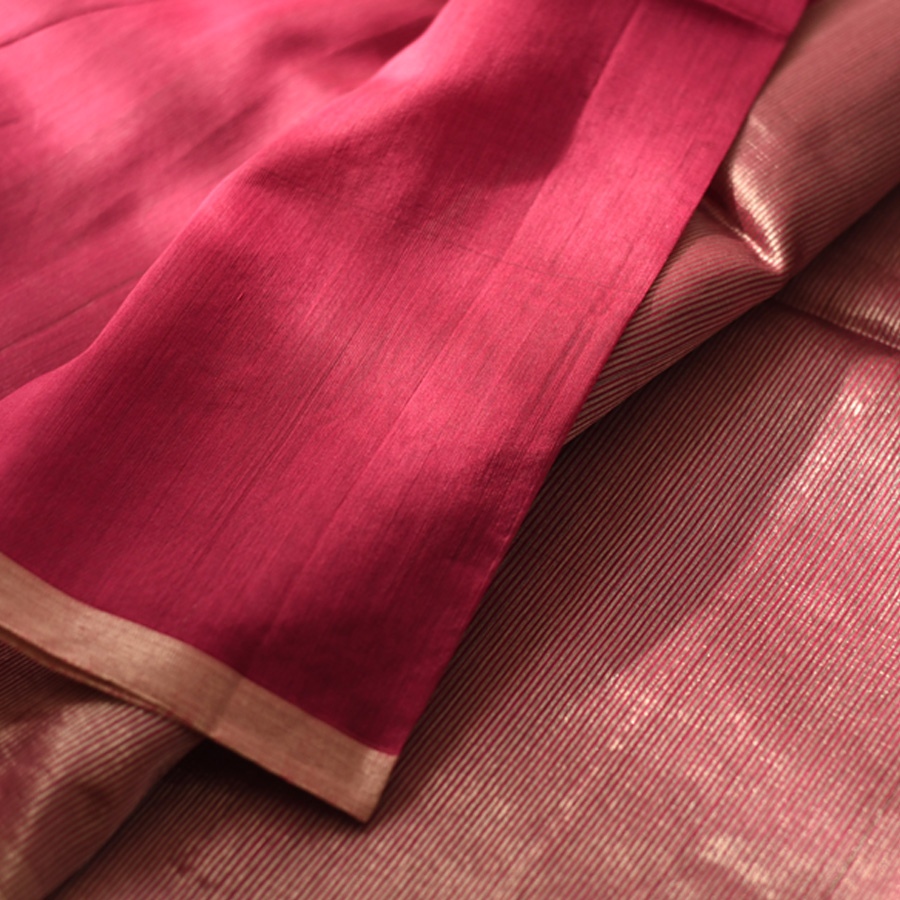 buy Handwoven Maheshwari Silk & Zari Rani Pink Saree