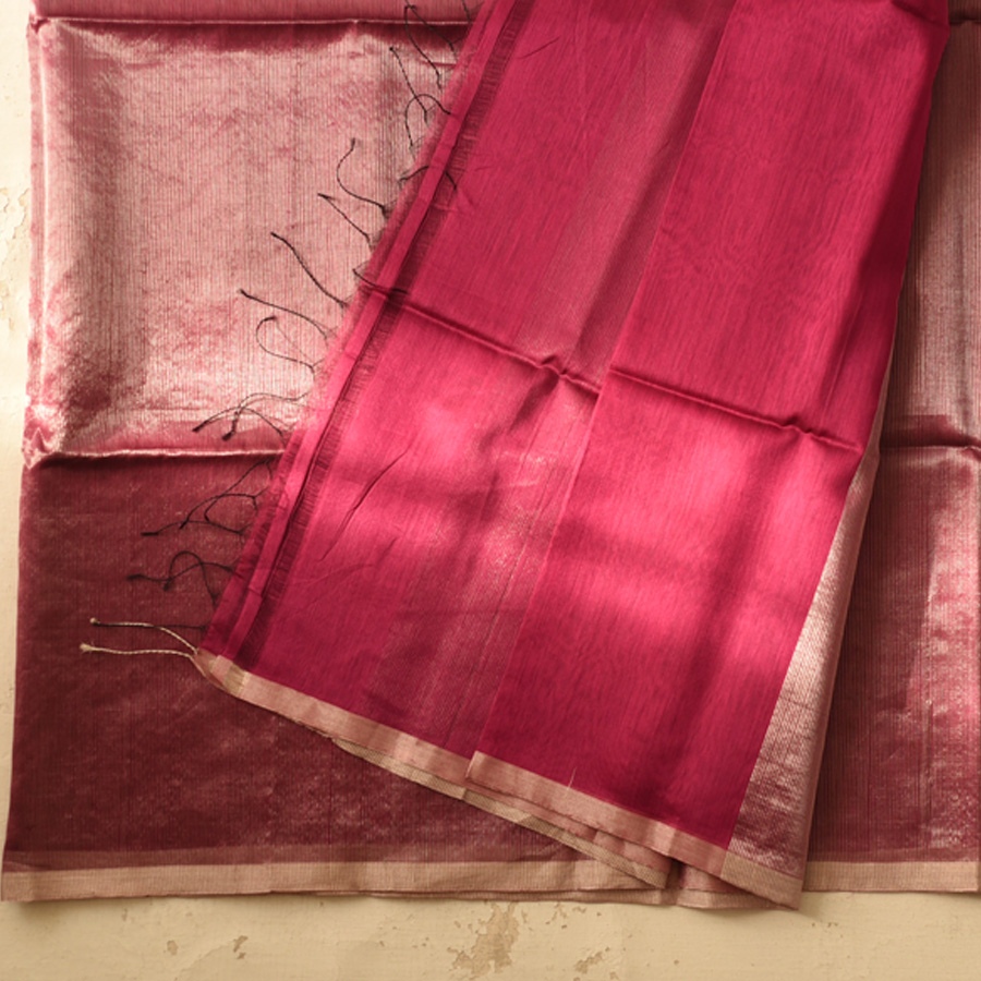 buy Handwoven Maheshwari Silk & Zari Rani Pink Saree