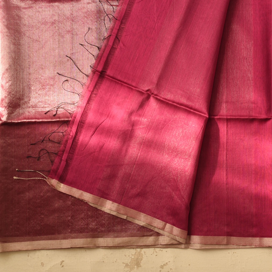 buy Handwoven Maheshwari Silk & Zari Rani Pink Saree