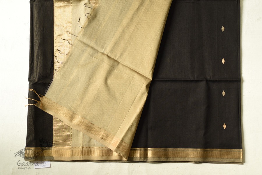 buy Handwoven Maheshwari Black Saree With Golden Pallu