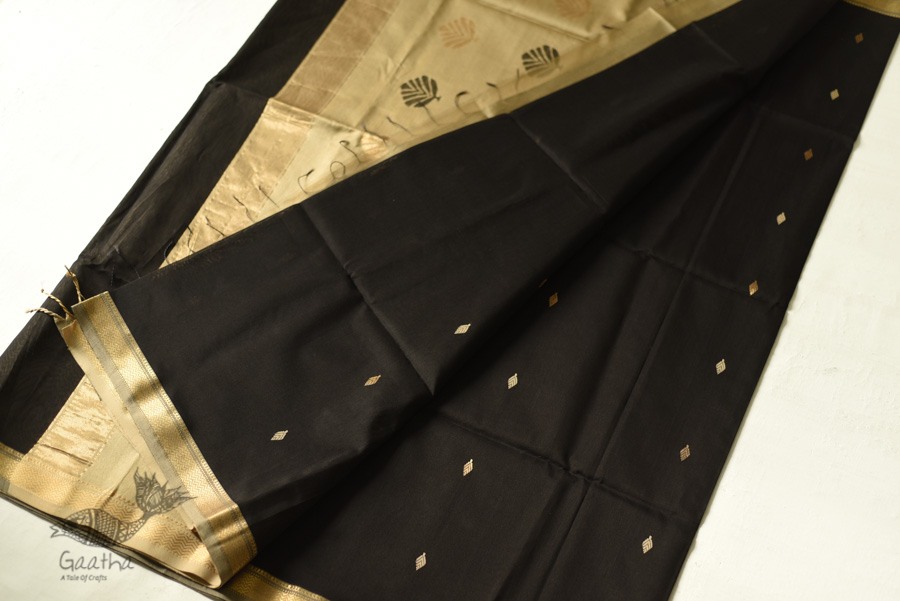 buy Handwoven Maheshwari Black Saree With Golden Pallu