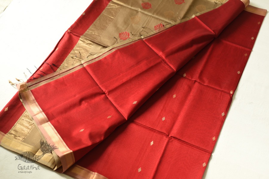 buy  Handwoven Maheshwari Red Saree With Golden Pallu 