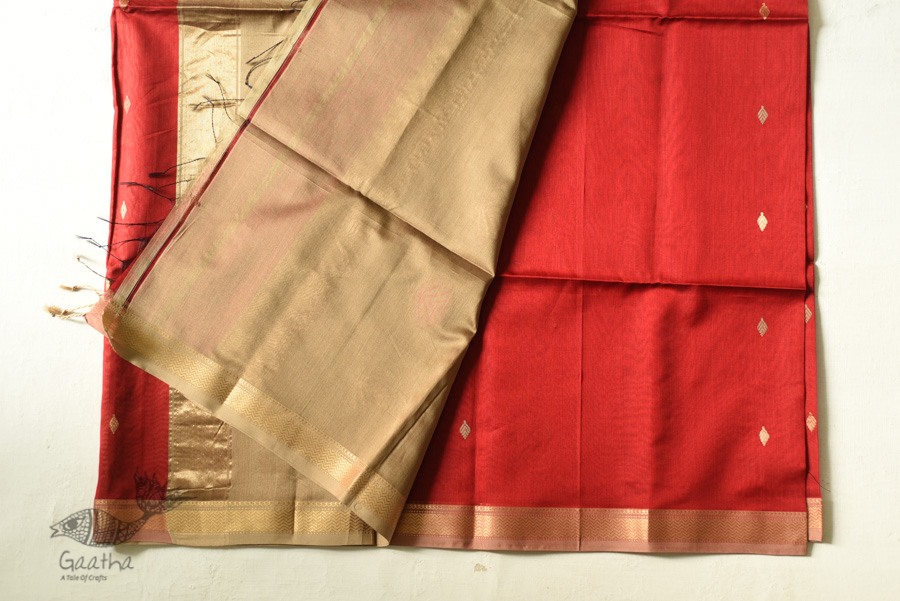 buy  Handwoven Maheshwari Red Saree With Golden Pallu 