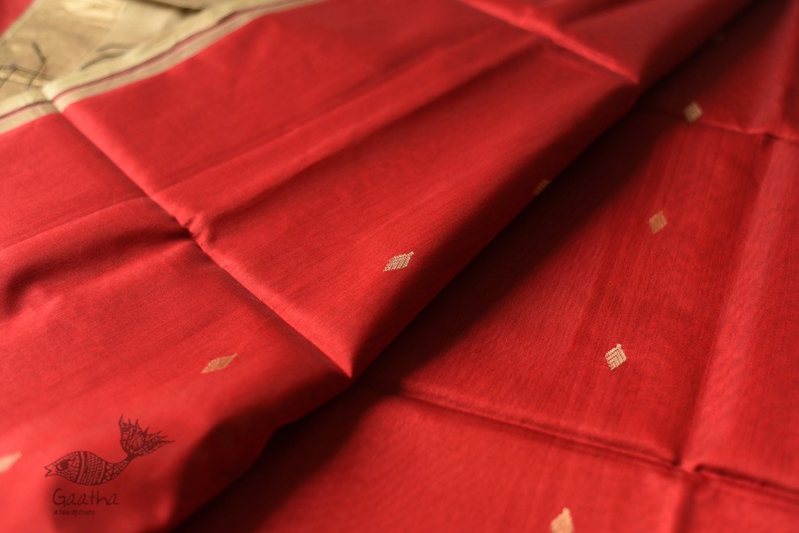 buy  Handwoven Maheshwari Red Saree With Golden Pallu 