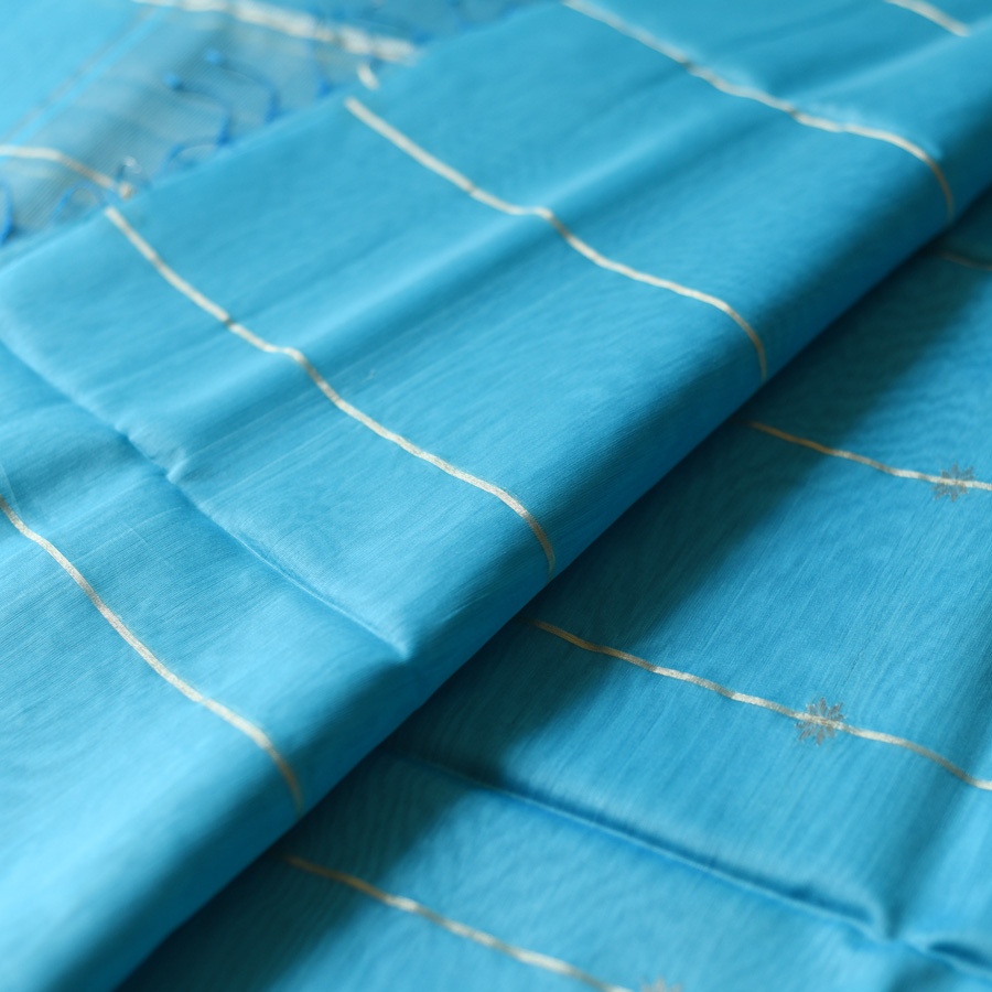 buy Handloom Maheshwari Silk Sky Blue Saree ~ Zari Stripe Pallu