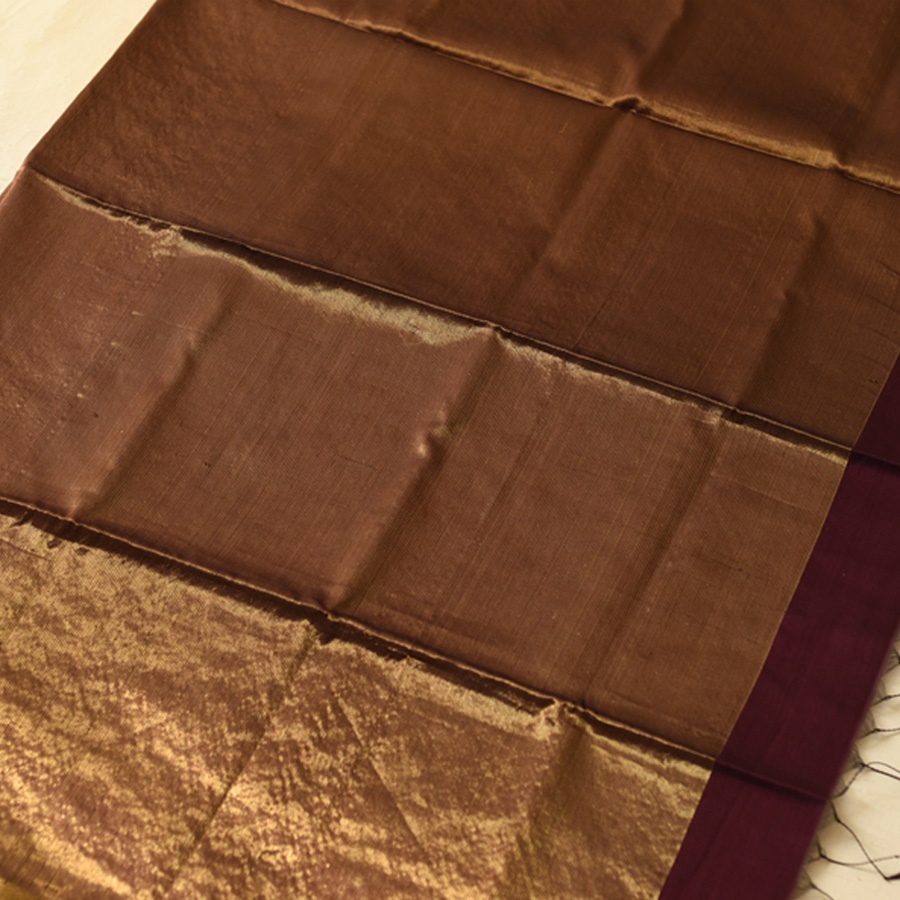 buy Zari Woven Maheshwari Silk Saree