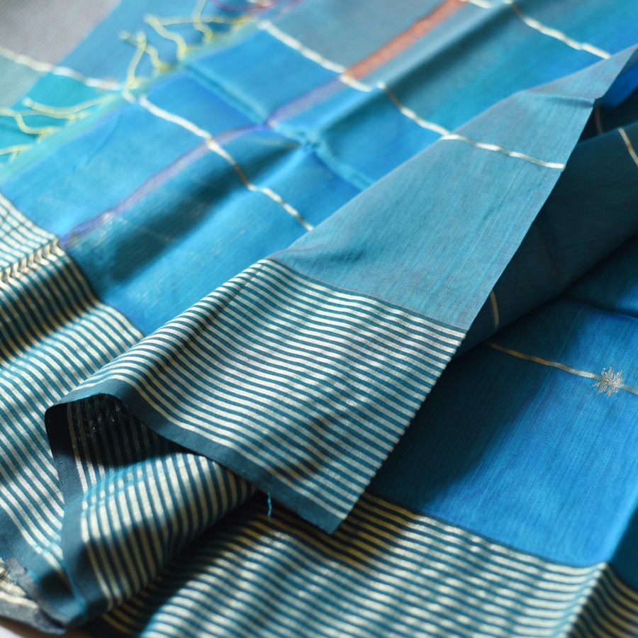 buy Handloom Maheshwari Silk Blue Saree ~ Zari Stripe & Butta