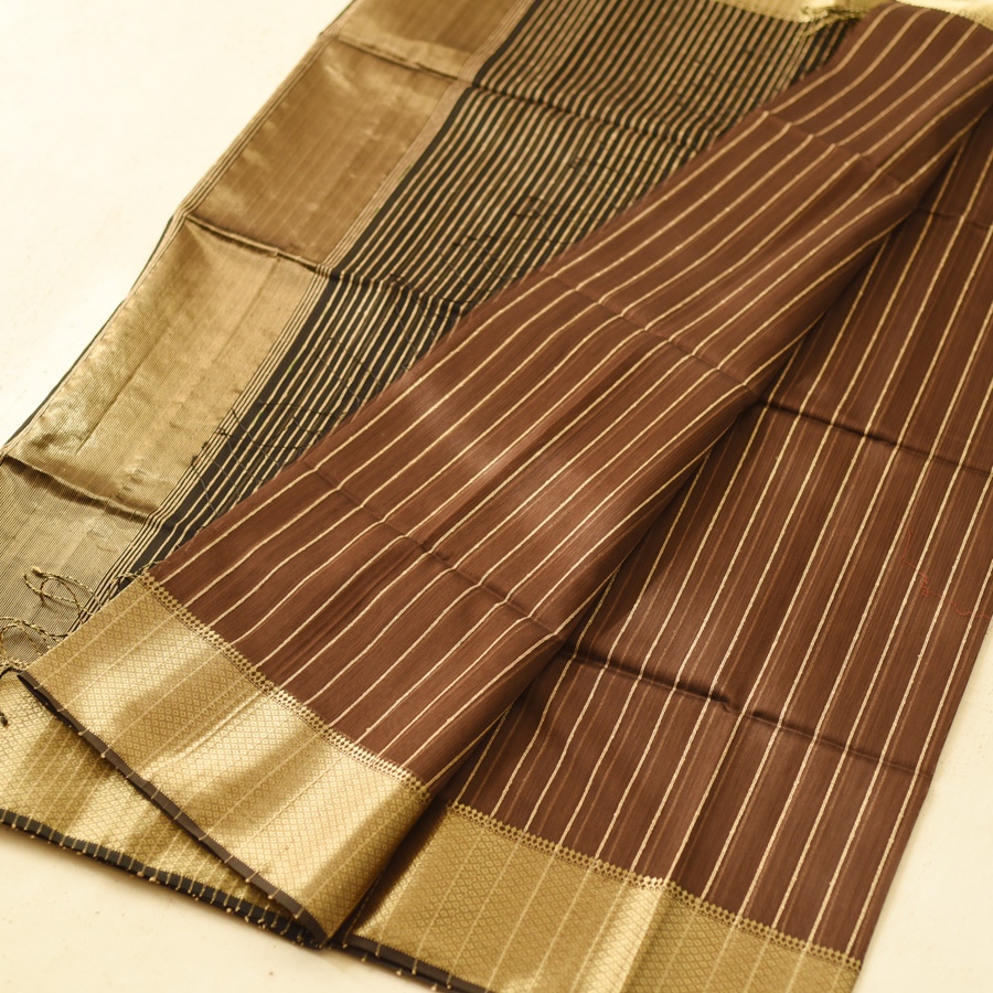 buy Handloom Maheshwari Silk Brown Saree With Black Pallu