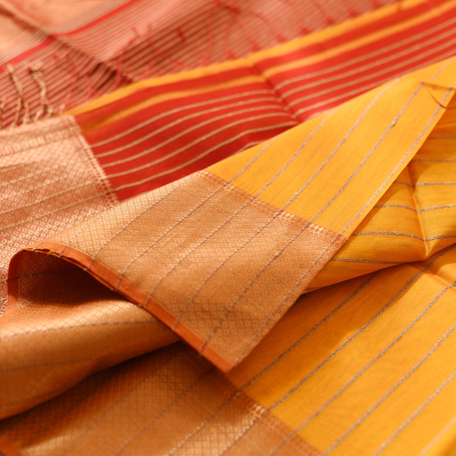 Black Handloom Maheshwari Silk Yello Saree With Zari Border