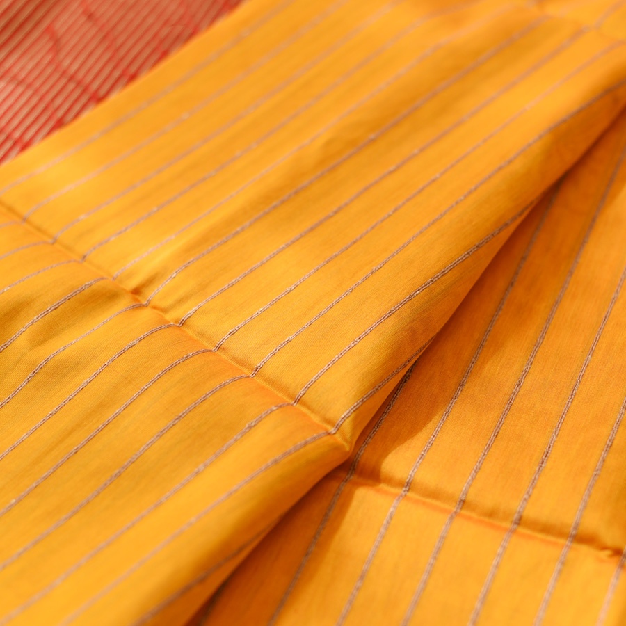 Black Handloom Maheshwari Silk Yello Saree With Zari Border